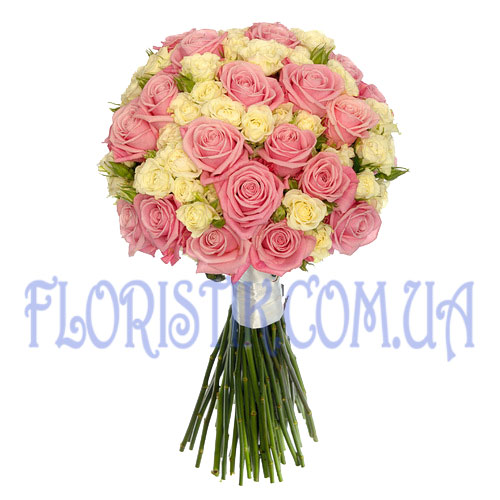 Bouquet of pink and white roses ― Floristik — flower delivery all over Ukraine
