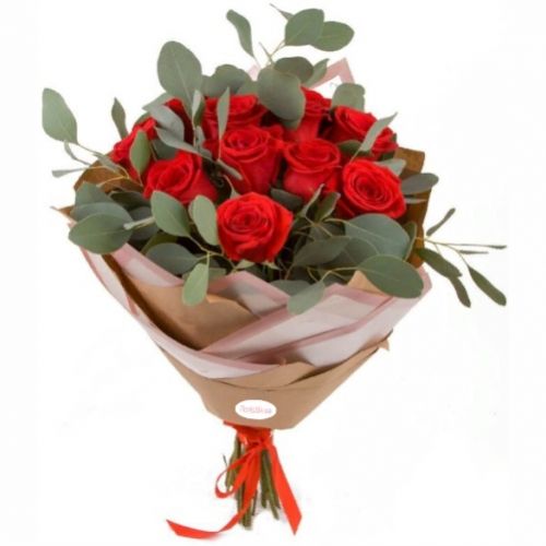 13 burgundy roses. Buy 13 burgundy roses in the online store Floristik