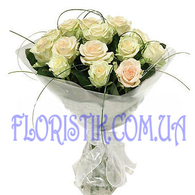 13 cream roses. Buy 13 cream roses in the online store Floristik