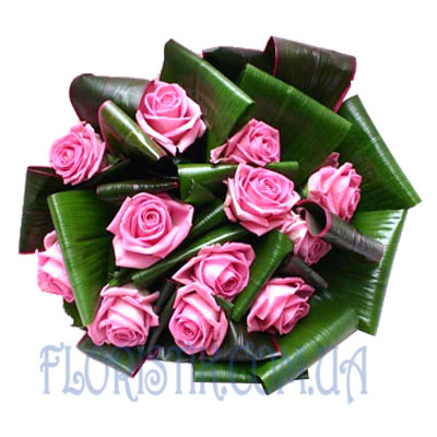 bouquet of 15 pink roses. Buy bouquet of 15 pink roses in the online store Floristik
