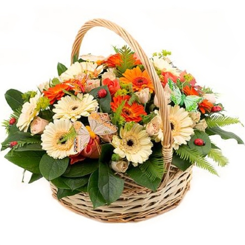 Basket a sunny ― Floristik — flower delivery all over Ukraine