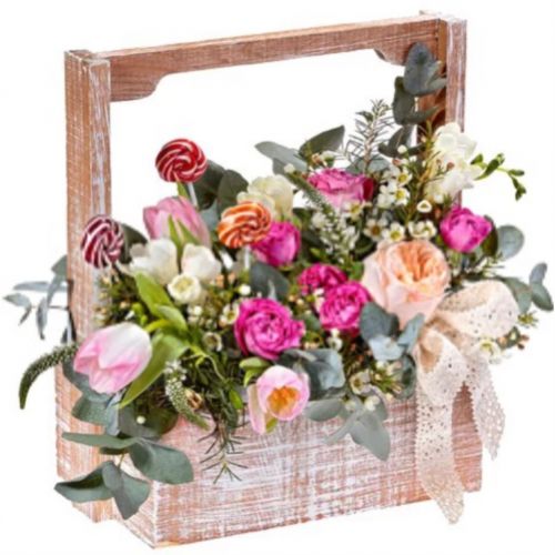 Box of caramel flowers ― Floristik — flower delivery all over Ukraine