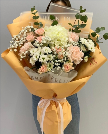 Mixed bouquet size L ― Floristik — flower delivery all over Ukraine