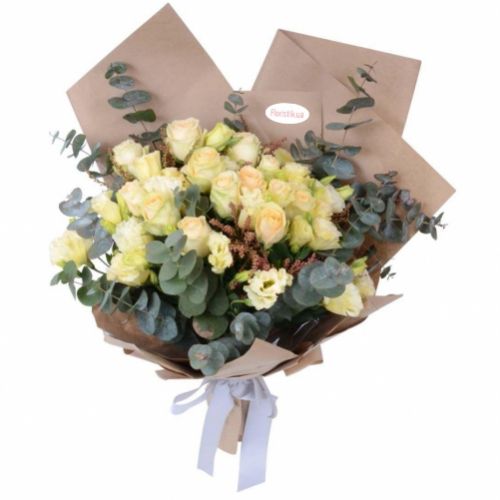 25 Cream Roses. Buy 25 Cream Roses in the online store Floristik