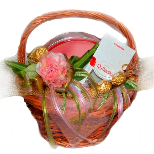 Elegance Basket. Buy Elegance Basket in the online store Floristik
