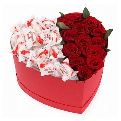 Heart with Raffaello ― Floristik — flower delivery all over Ukraine