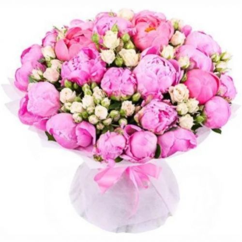 Bouquet of peonies and roses mix ― Floristik — flower delivery all over Ukraine