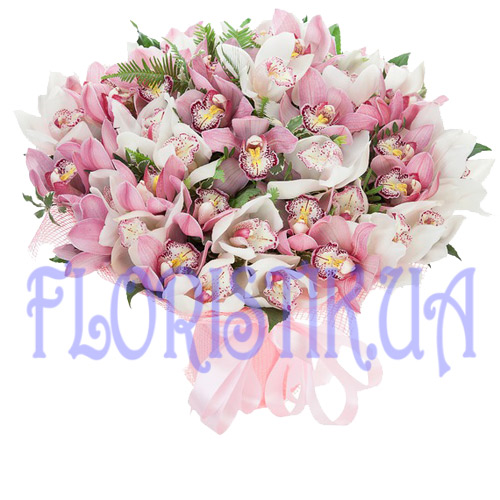 Gorgeous Bouquet ― Floristik — flower delivery all over Ukraine