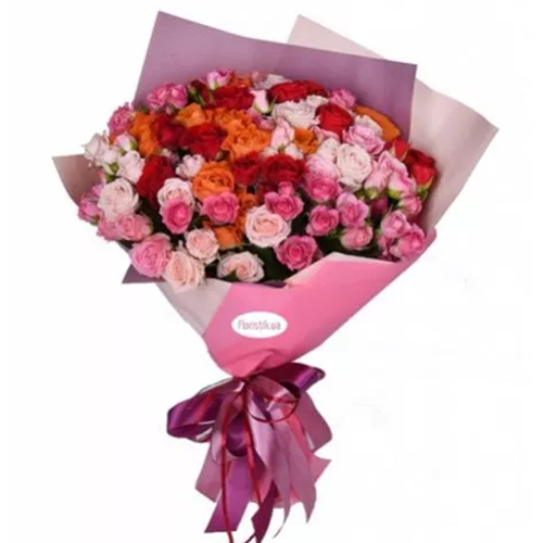 A bouquet of 15 roses ― Floristik — flower delivery all over Ukraine