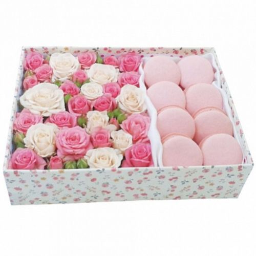 The box Tenderness ― Floristik — flower delivery all over Ukraine