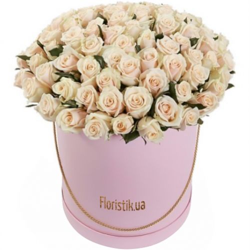 Box 101 cream roses ― Floristik — flower delivery all over Ukraine