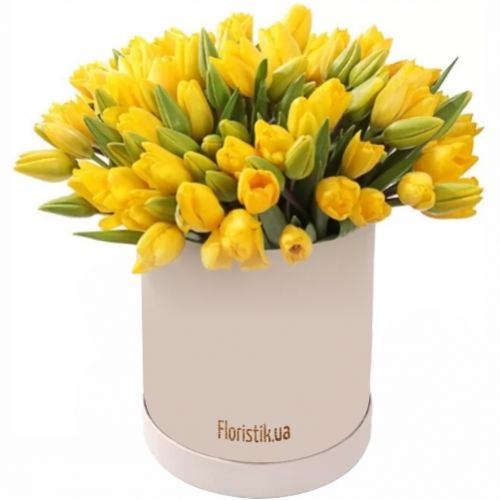 The box yellow tulips ― Floristik — flower delivery all over Ukraine