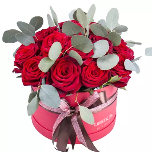 Box of roses Nancy ― Floristik — flower delivery all over Ukraine