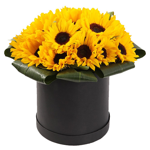 Box bright sun ― Floristik — flower delivery all over Ukraine