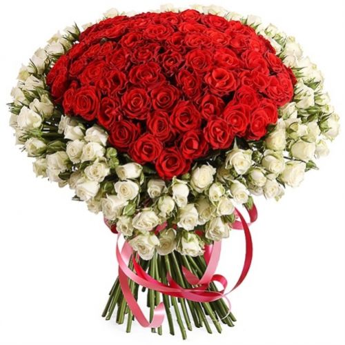 Heart in white roses ― Floristik — flower delivery all over Ukraine