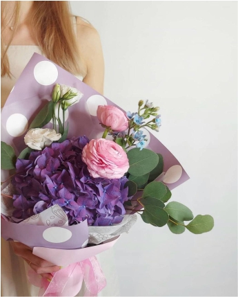 Mixed bouquet size S ― Floristik — flower delivery all over Ukraine