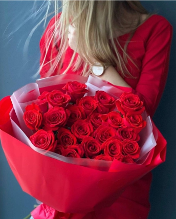 Roses size L ― Floristik — flower delivery all over Ukraine